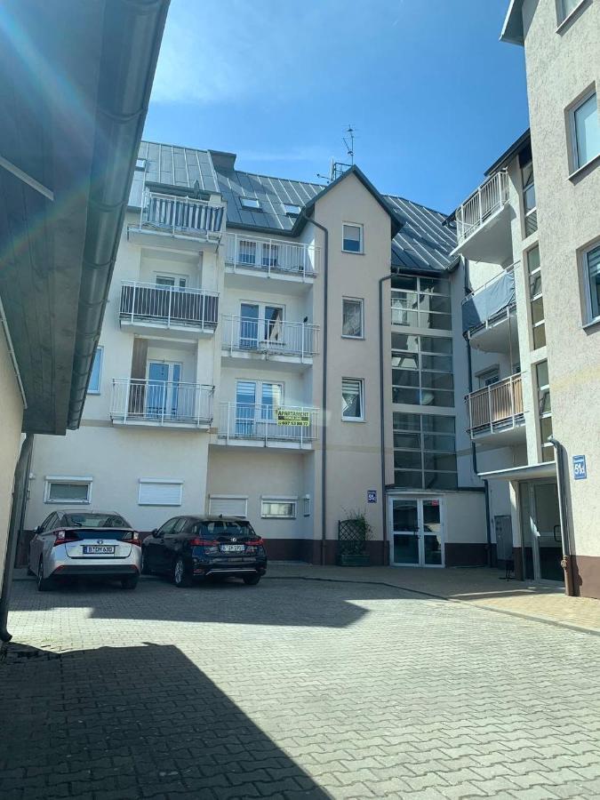 Apartament Opal - Ul. Grunwaldzka Przy Plazy Побєрово Екстер'єр фото